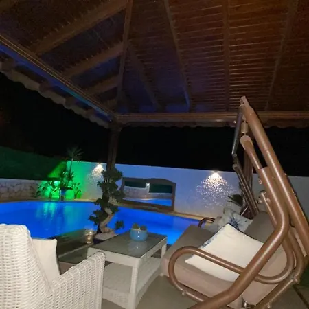 Mare Villa Çeşme