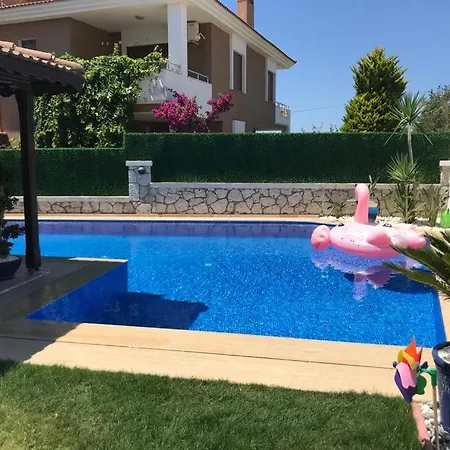 Mare Villa Çeşme